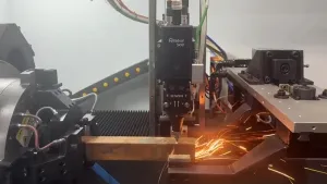 GS03C Testa di taglio laser a fibra per tubi con messa a fuoco automatica