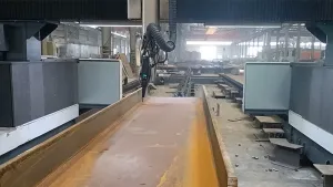 LCF20A Testa di taglio laser a fibra per taglio di travi a I in acciaio al carbonio