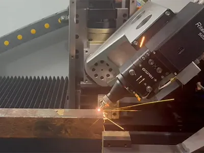 Testa di taglio laser a fibra da 3 kW