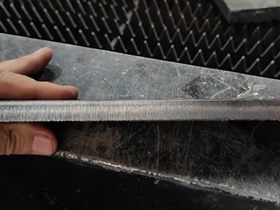 Testa di taglio laser a fibra da 15 kW con smusso